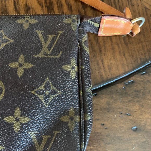 Beautiful Vintage Pochette Accessories - Picture 10 of 16